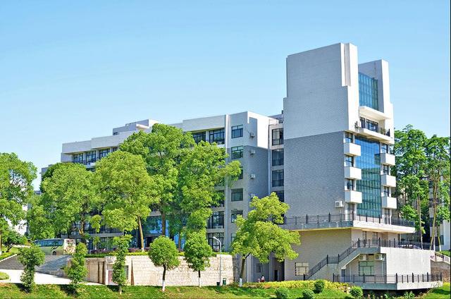 真实的邵阳学院,邵阳学院校园墙