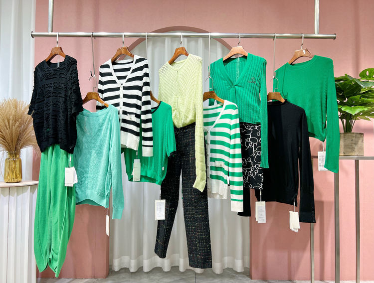 鑹惧摬澶х爜濂宠绌挎惌,鑹惧摬濂宠2017鏂版鍐