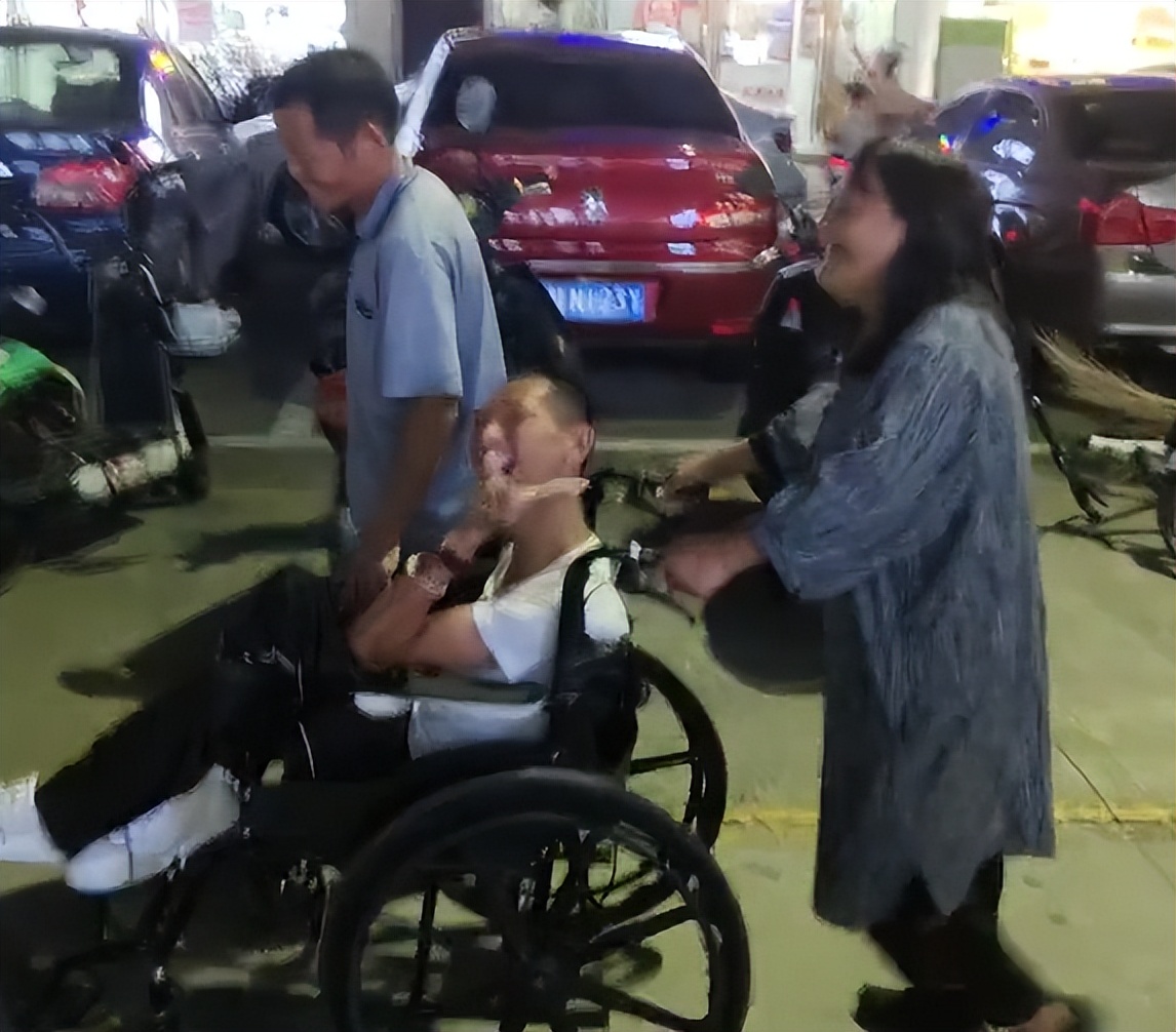 徐兵阳光家庭真实吗,徐兵的残疾