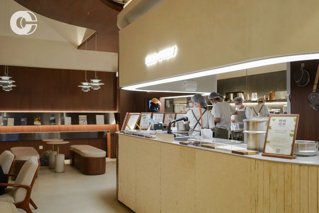 48小时、10家店、30+杯,我们喝出这份「成都好喝地图」