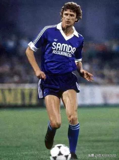 腹有诗书才华横溢,腹有诗书气自华的名人