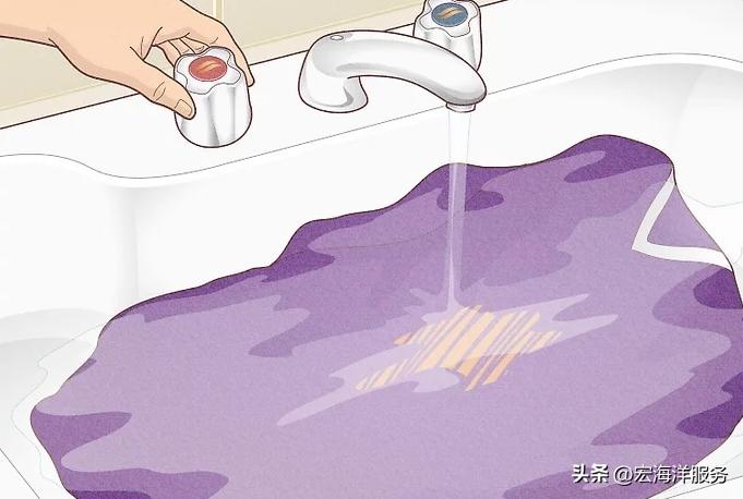 乳胶漆掉衣服上怎么去除,乳胶漆怎么洗掉在衣服上