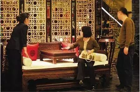 选购中式家具技巧,中式家具三大流派家具鉴赏