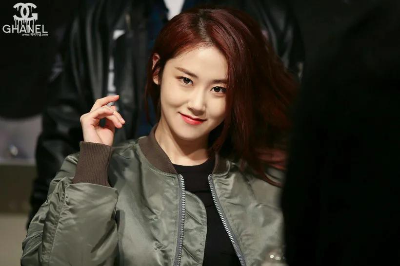 HeoGaYoon许嘉允担任哪个女团主唱出道具备怎样超强实力令人侧目