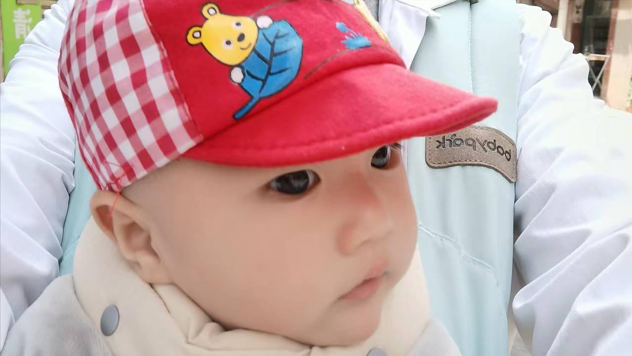 宝宝顽固性干性湿疹怎么治疗除根,宝宝反复湿疹怎么用激素药