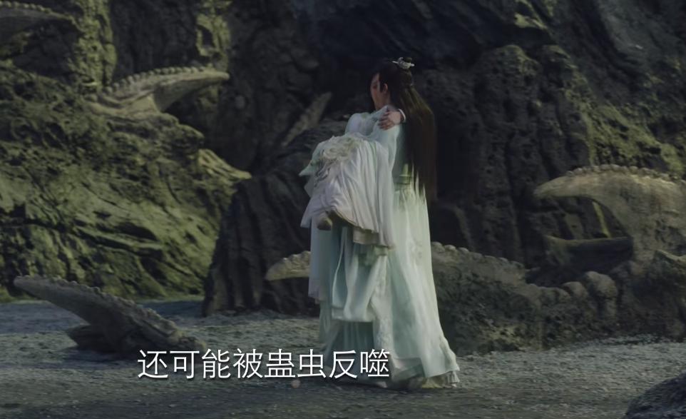 长相思：爱上狐狸的小夭，为何不会遭到情蛊反噬？相柳亏大了