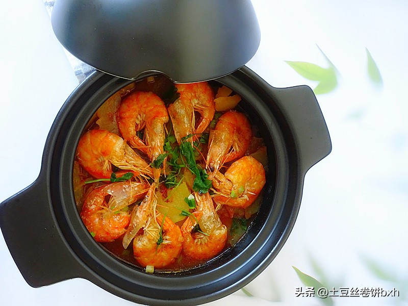 小炖虾怎么做才好吃,白菜炖虾做法教程