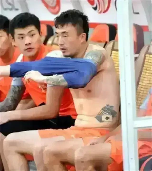 男足vs女足友谊赛,男足vs女足红牌