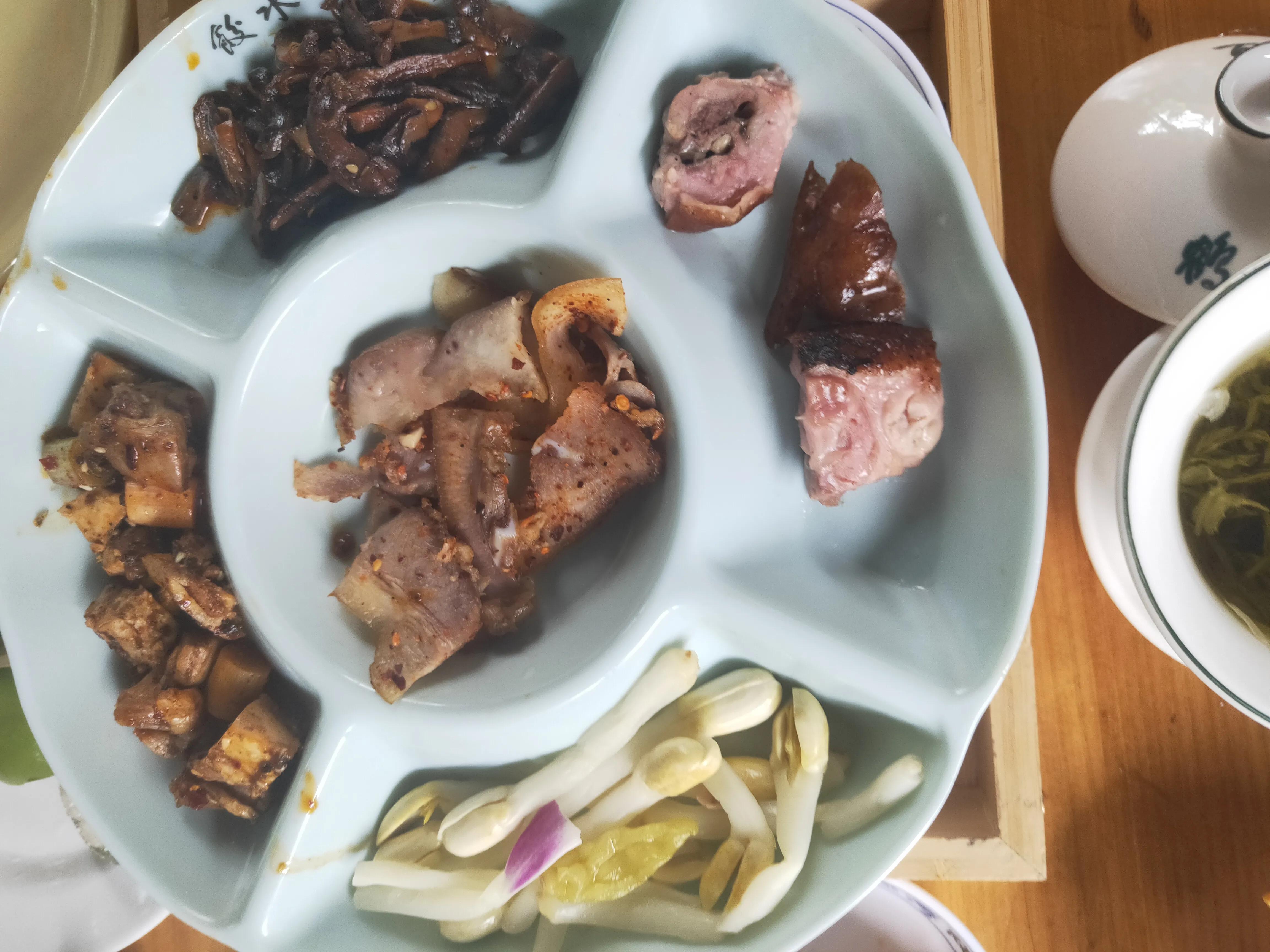 美食四川成都蹄花,四川成都美食前十名图片