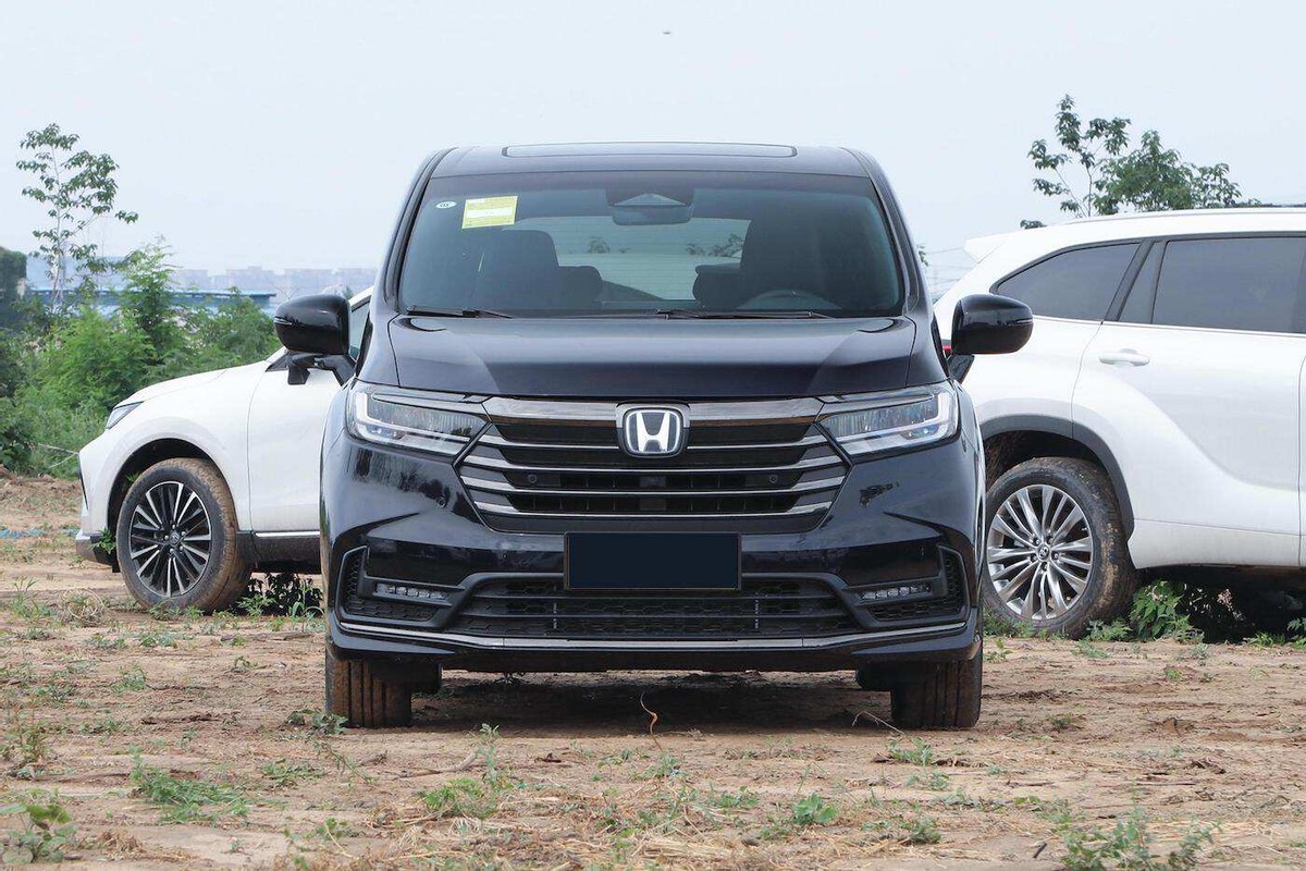 比广汽传祺m8霸气的奥德赛,奥德赛别克gl8传祺m8哪个更值得买