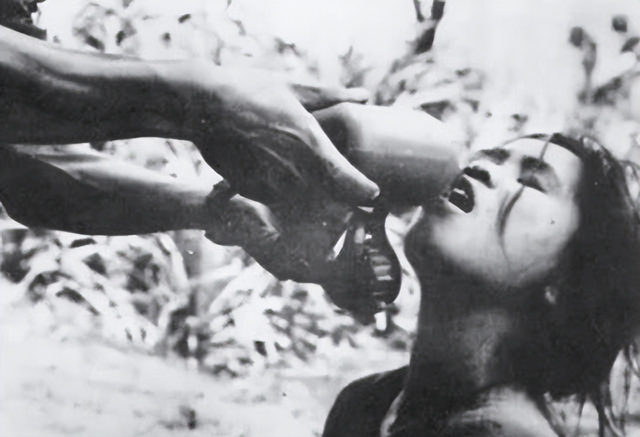 越南战争中，美国大兵使用空孕催乳剂，成越南女兵的终身噩梦