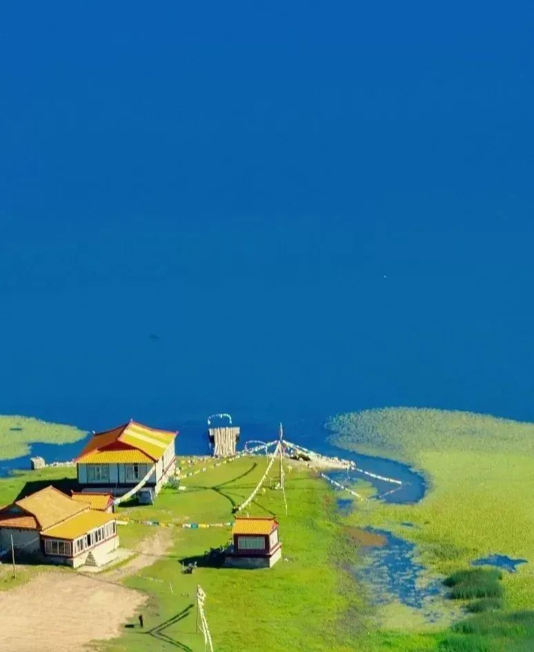 夏天的甘孜山,盛夏的贡嘎雪山