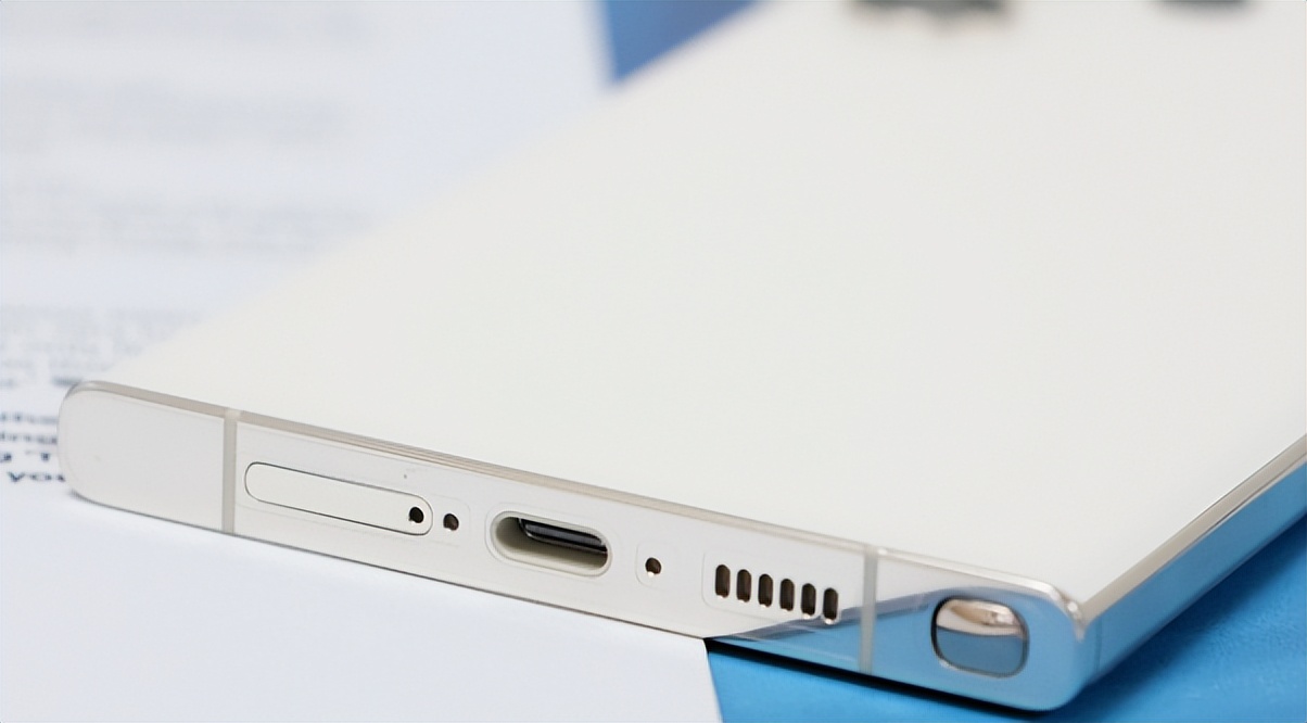 苹果出了新一代上一代还值得买吗,最新苹果外观对比