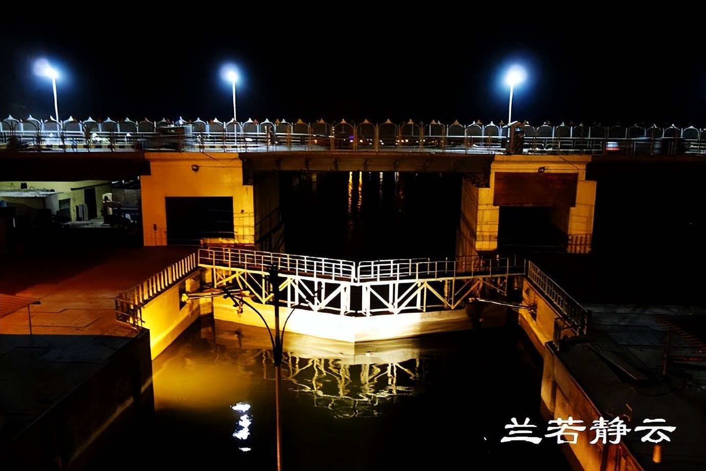 埃及尼罗河游轮介绍视频,埃及尼罗河游轮经过的神庙