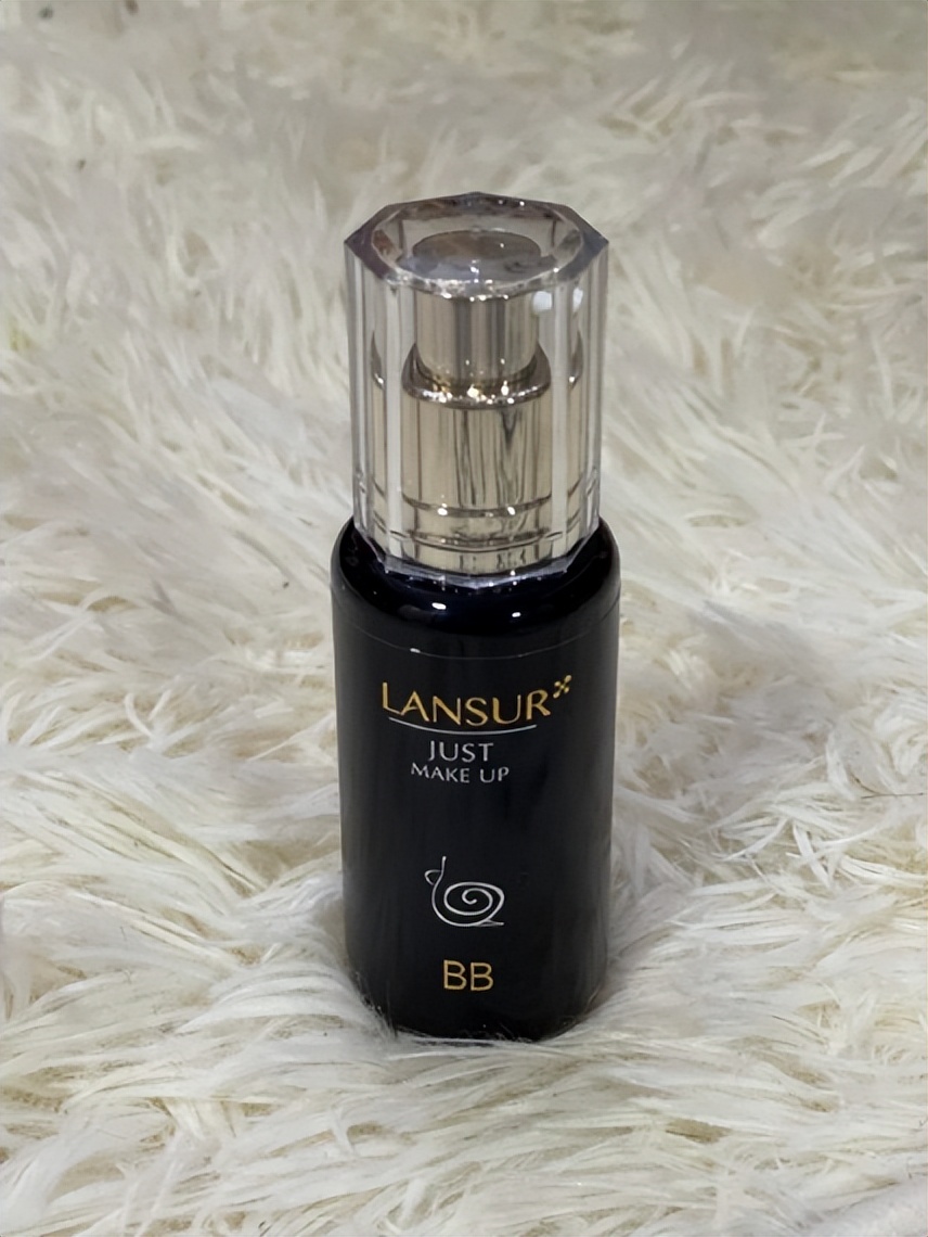 打造无瑕底妆画法,遮瑕无瑕底妆推荐