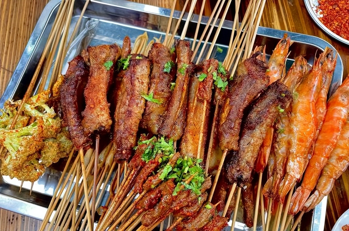 乐山必吃十大美食视频,说说你心目中乐山最好吃的烧烤