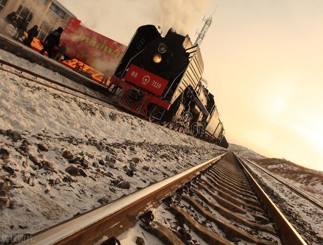 难忘的火车记忆,铁路职工难忘的事