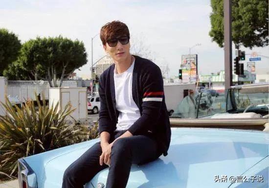 老戏骨大长脸男星,娱乐圈大长脸男星