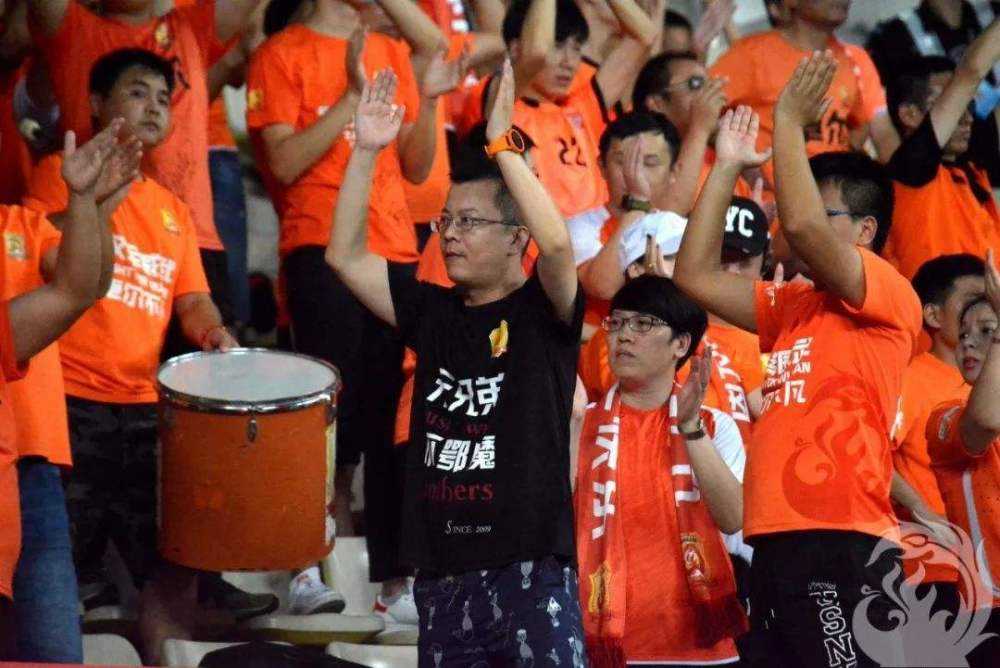 中甲武汉三镇冲超比赛,武汉三镇足球俱乐部冲超