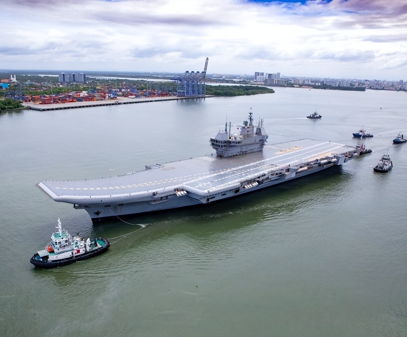 维克兰特号航空母舰提前服役,维克兰特号航空母舰进度