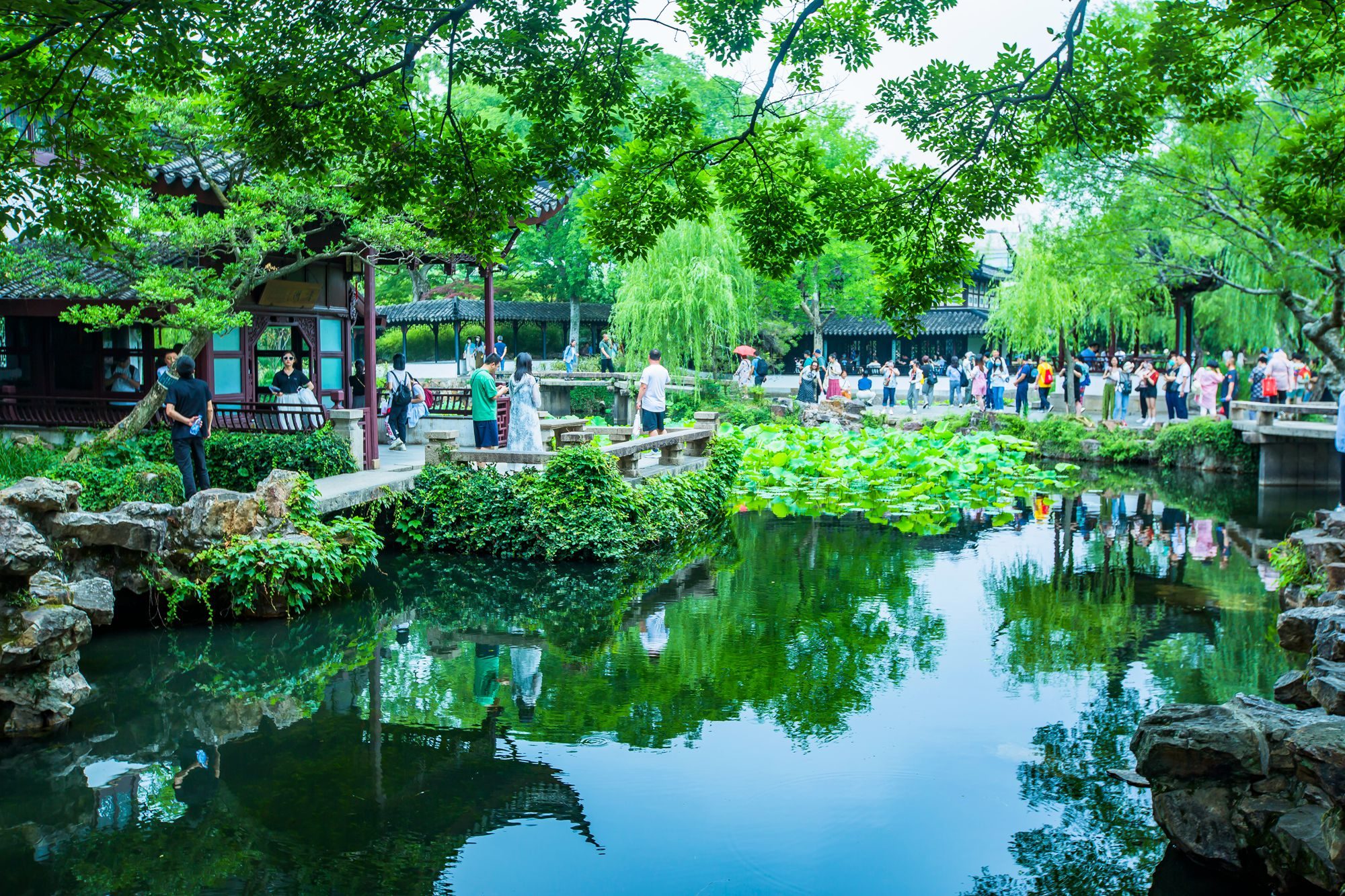 拙政园历届主人,苏州拙政园共经历多少任主人