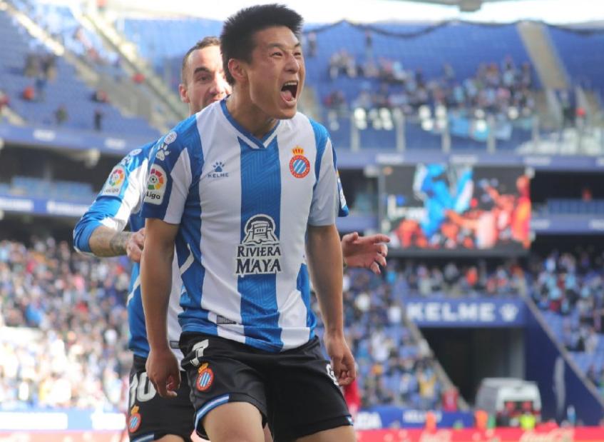 武磊进球霸气回击视频,武磊绝杀尖叫