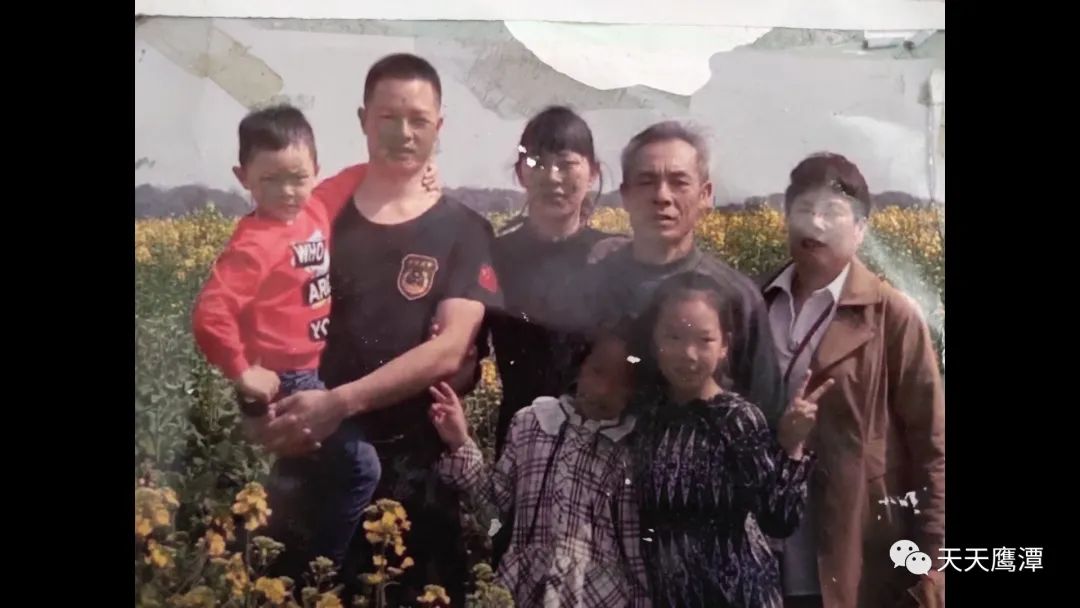 父亲生病交180万医药费,父亲为了十万元放弃治疗