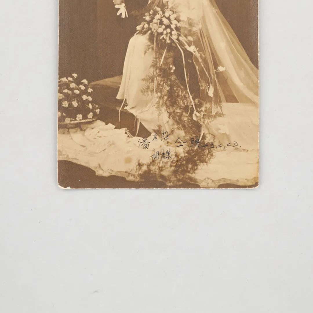 十二月拍|拥抱还是背离，都是在同一个世界里的选择