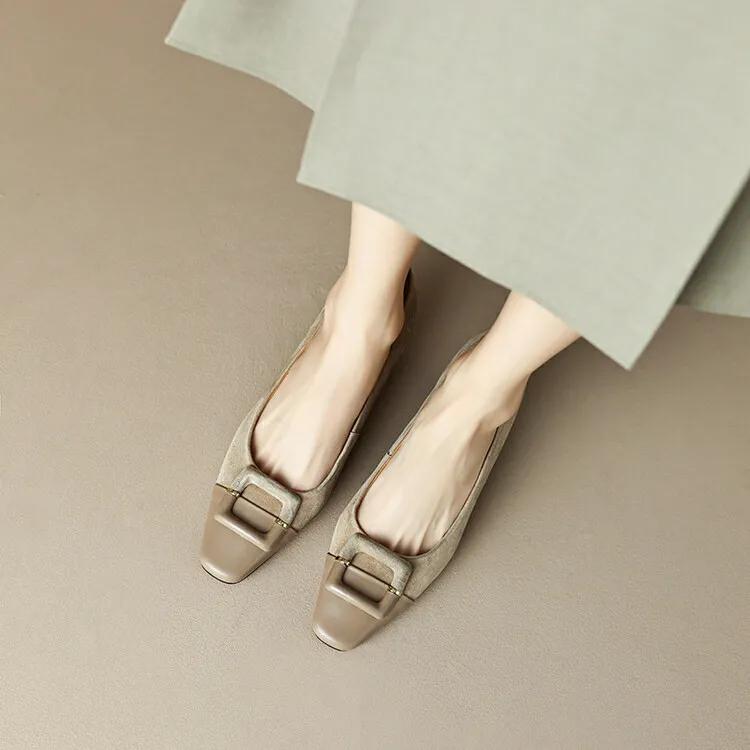 西班牙设计师设计格尔尼卡高跟鞋,韩国高跟鞋设计