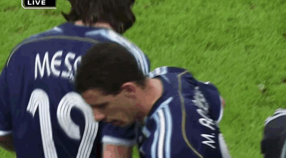 梅西和15岁的少年,梅西9岁喜欢的女孩