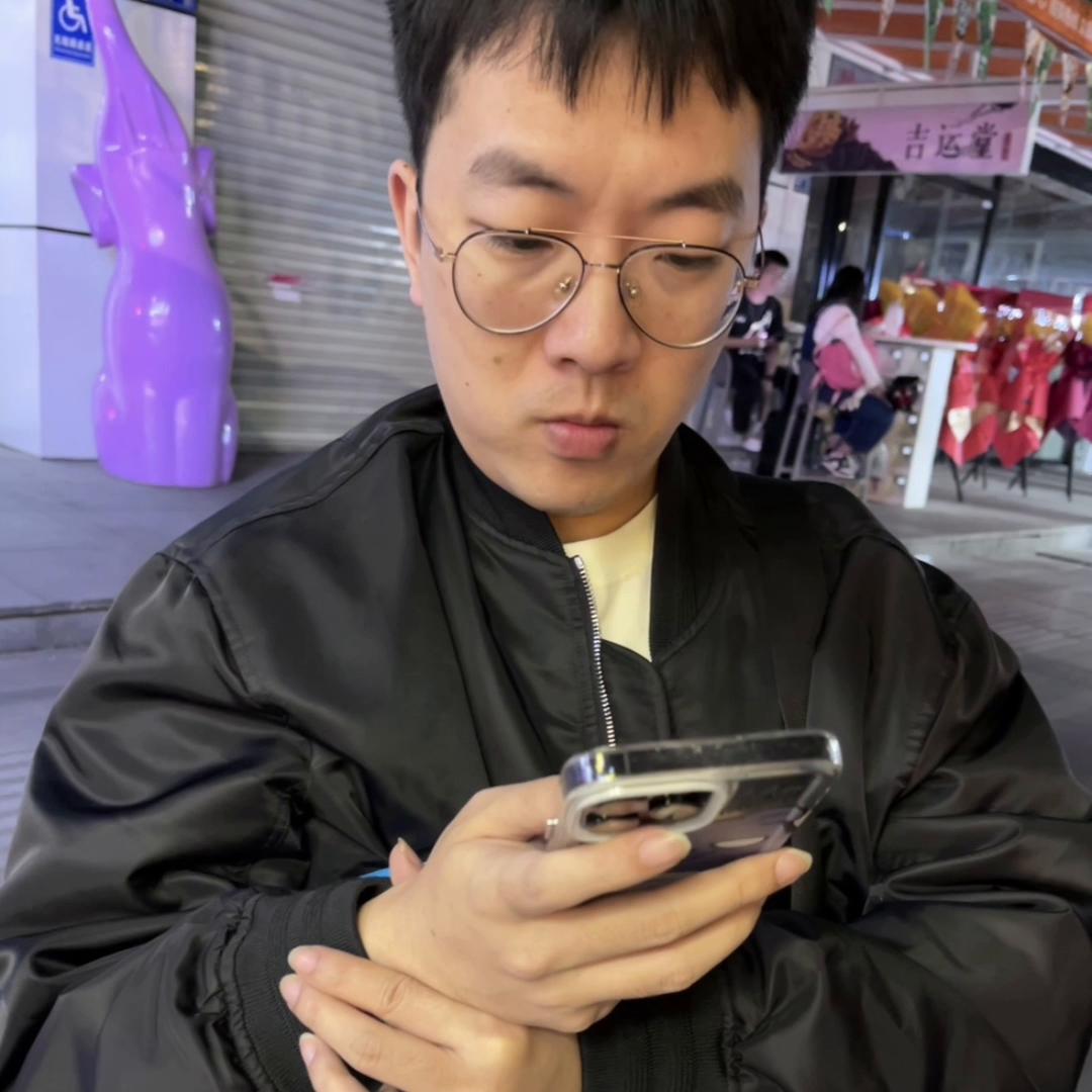 有你在的地方才是我最想去的地方,想去的地方总有人带你去