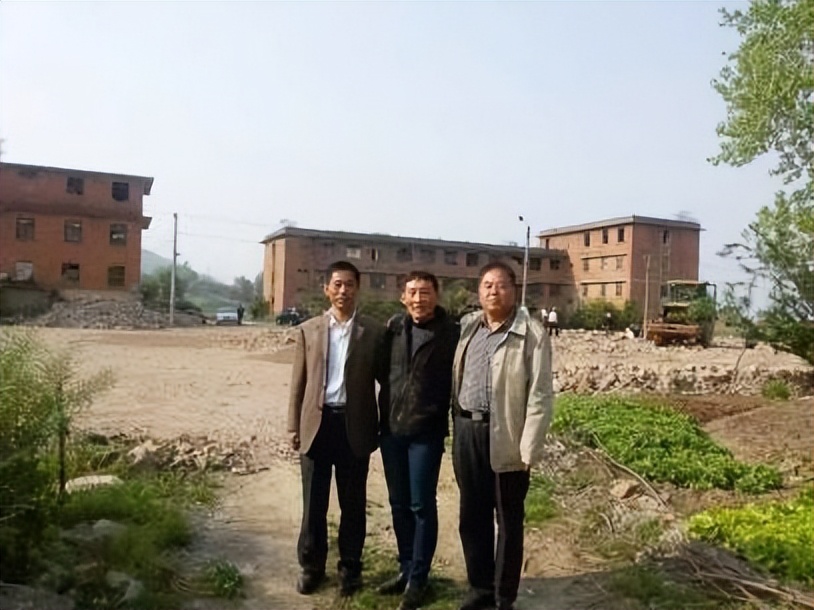 铁 路 情 缘 作者：铁二代 卢州