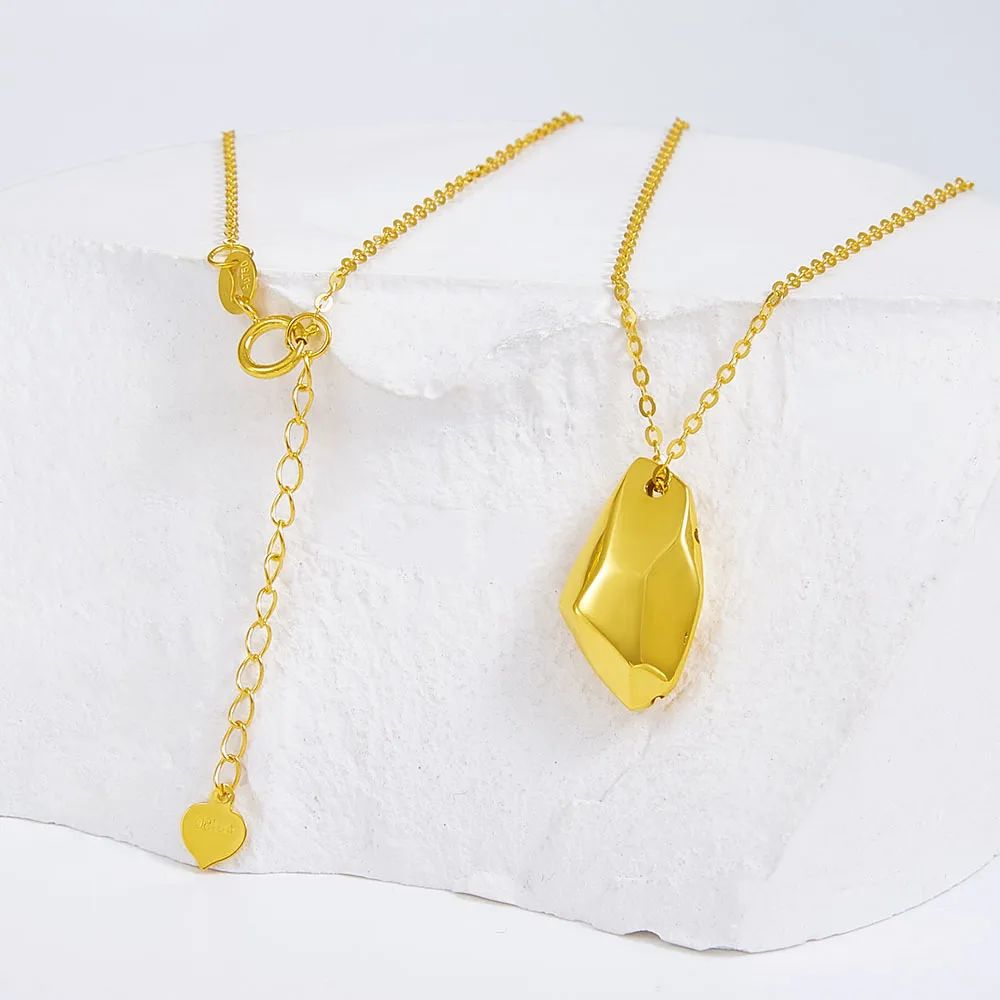 18k金手表容易掉色吗,镀18k金色戴多久会掉色