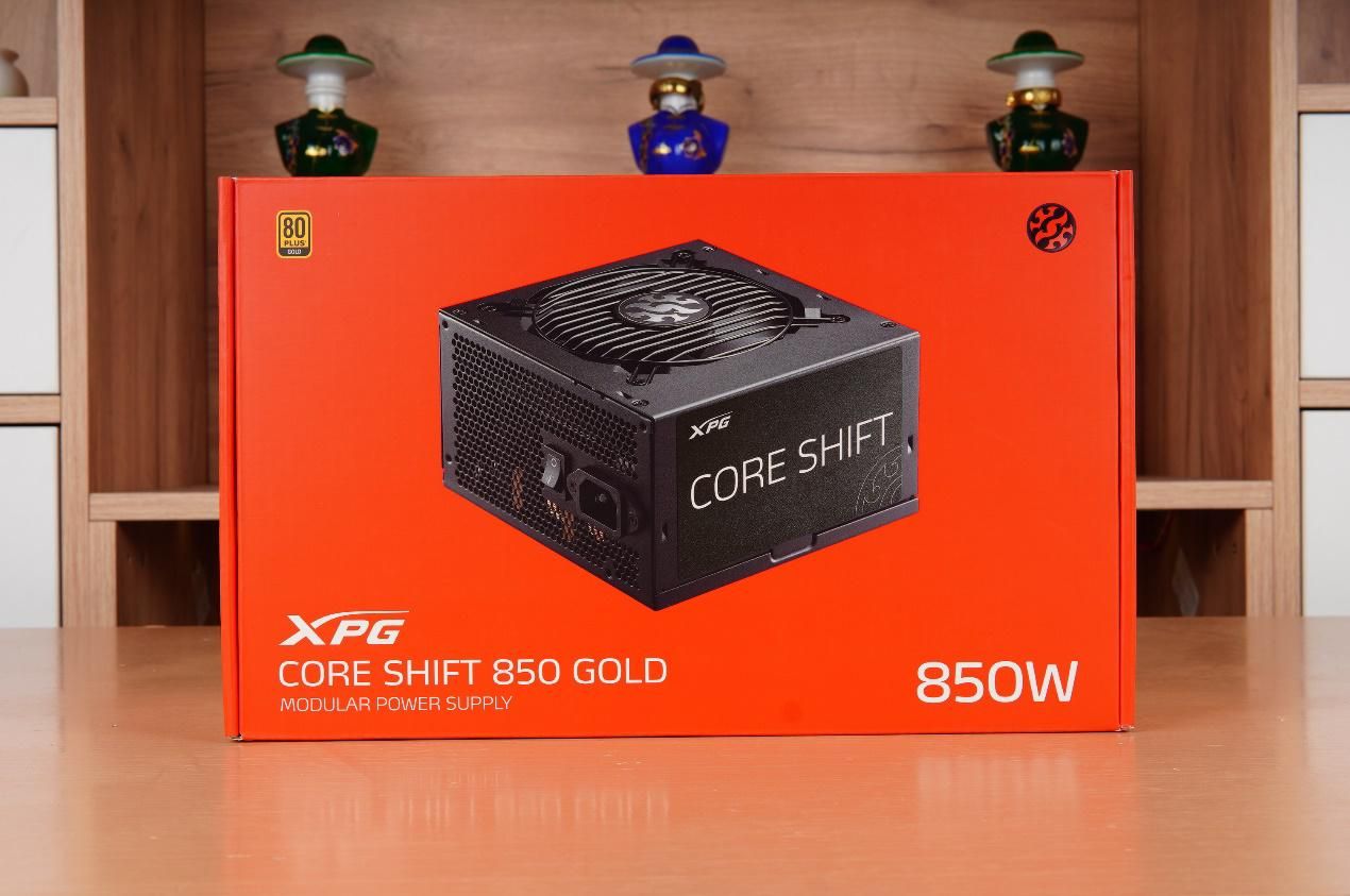 可以装多个硬盘的主机箱,带可插拔硬盘盒的主机