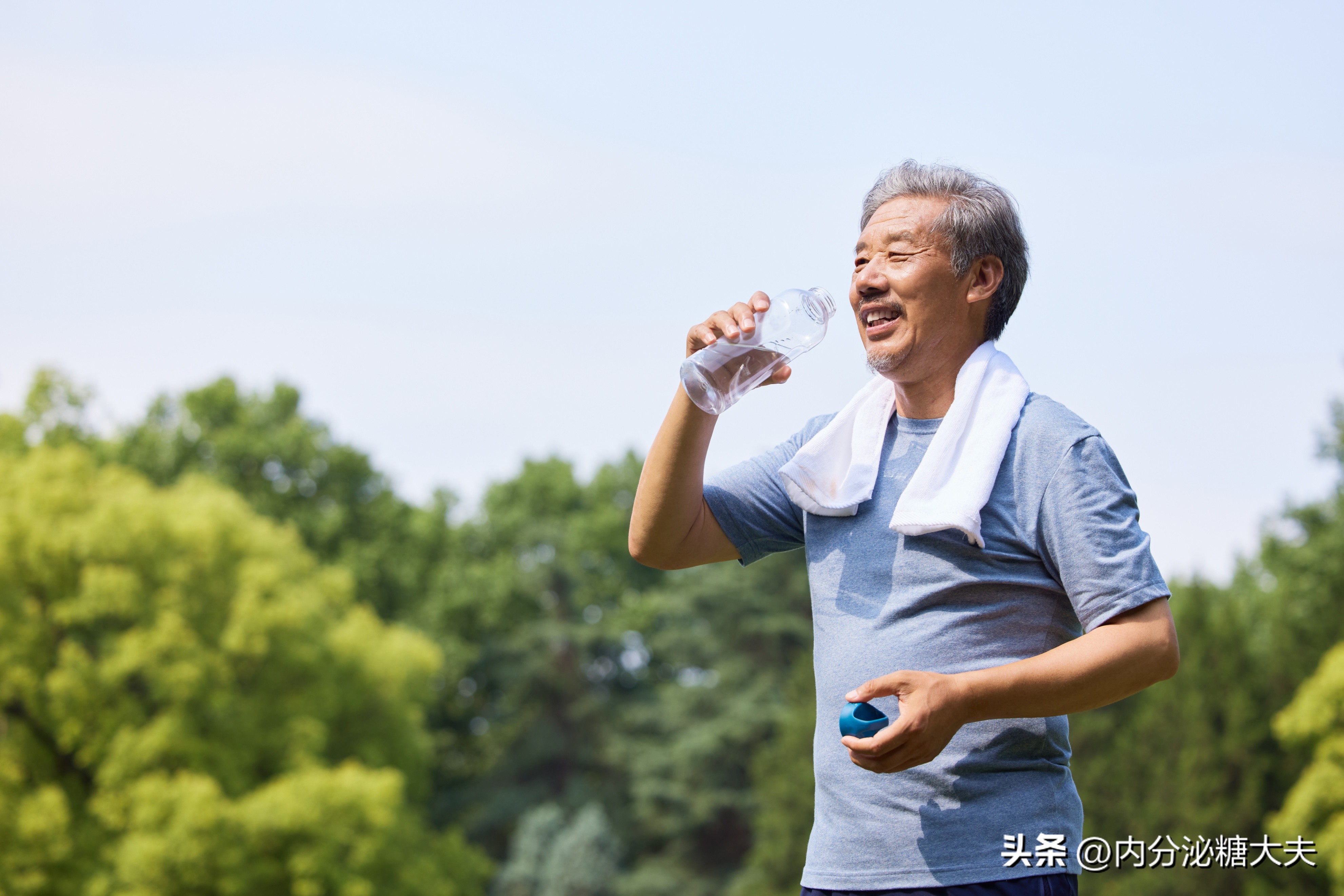 糖尿病最怕这3点，坚持做，血糖降回正常值，糖友别不信！