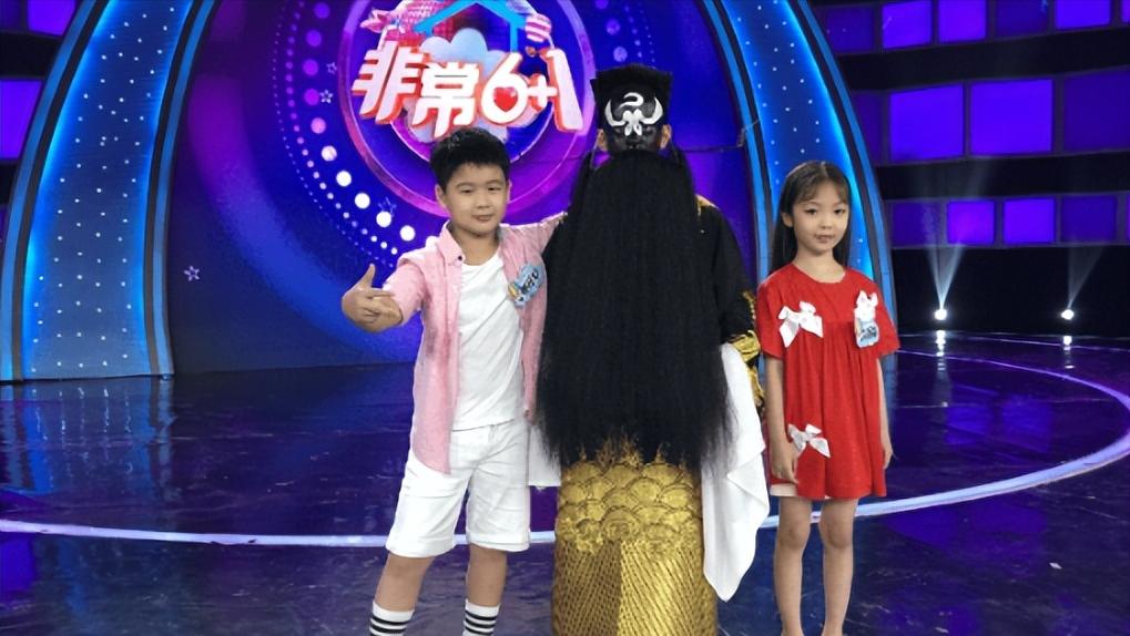 国产情景喜剧巅峰之作武林外传,武林外传经典国产喜剧百看不厌