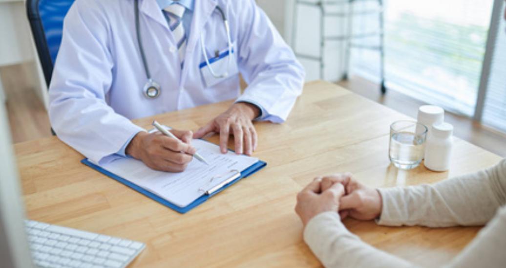 18岁乳腺疼痛怎么回事,乳房疼痛就是乳腺癌吗