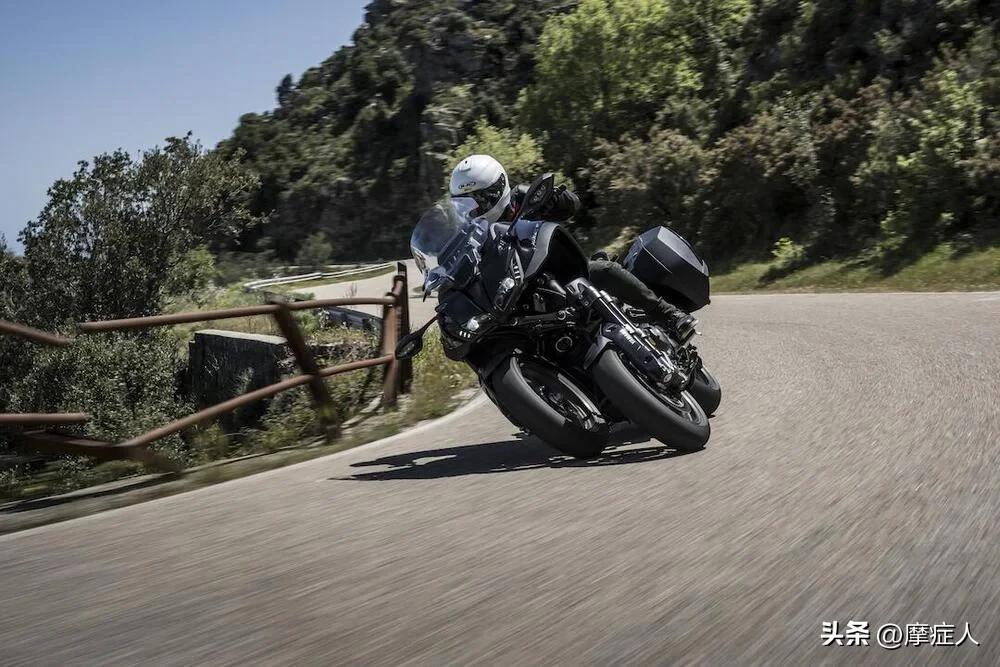 雅马哈niken和雅马哈mt09,雅马哈niken900gt自动挡