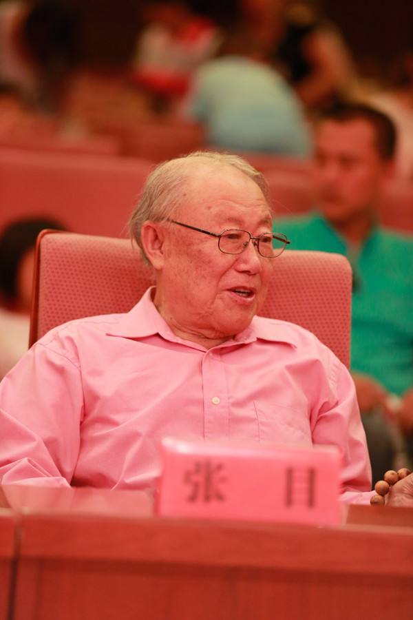 王一博运动员个人简历,王一博成长变化史