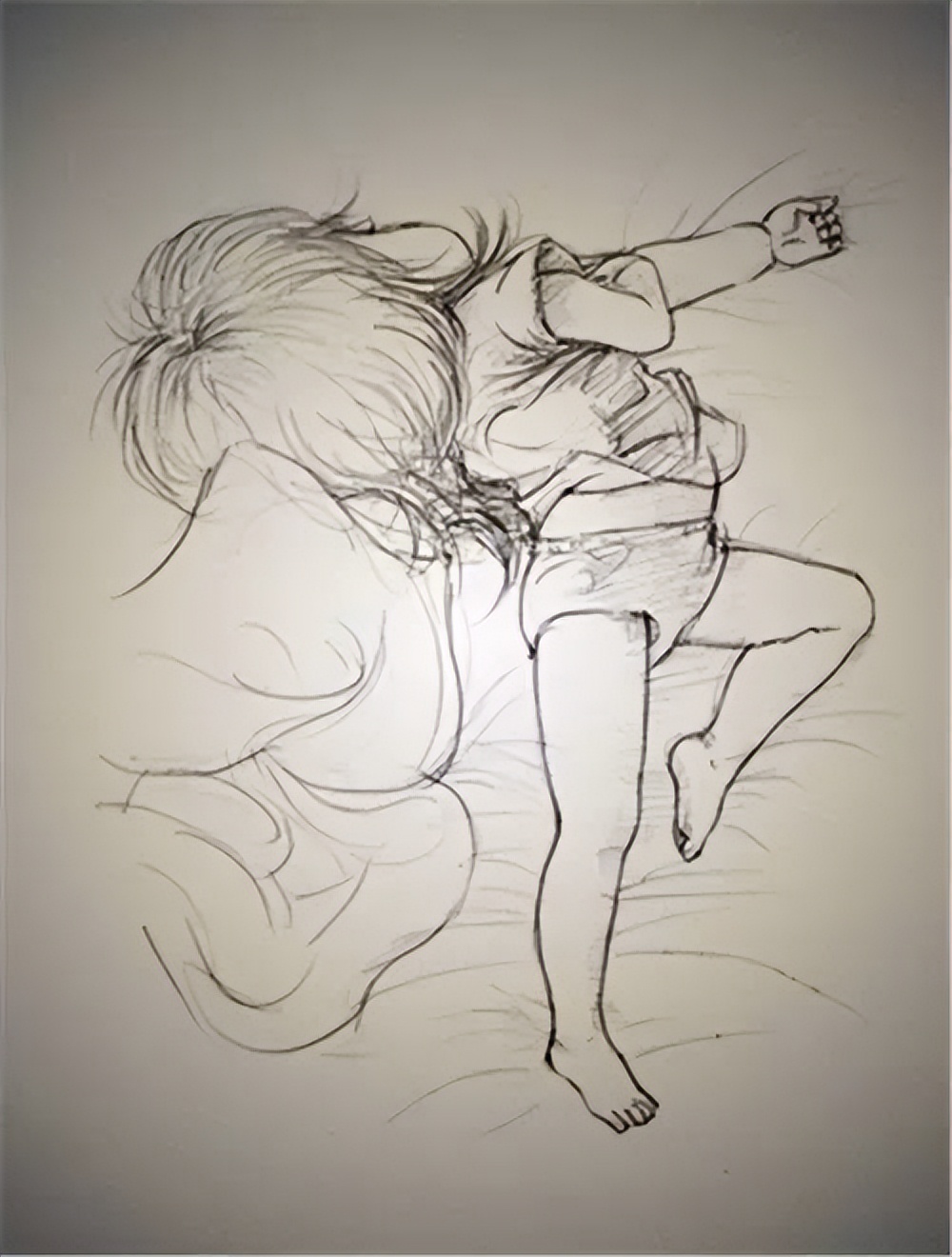 【治愈系】爸比把她睡觉的样子全画出来了......