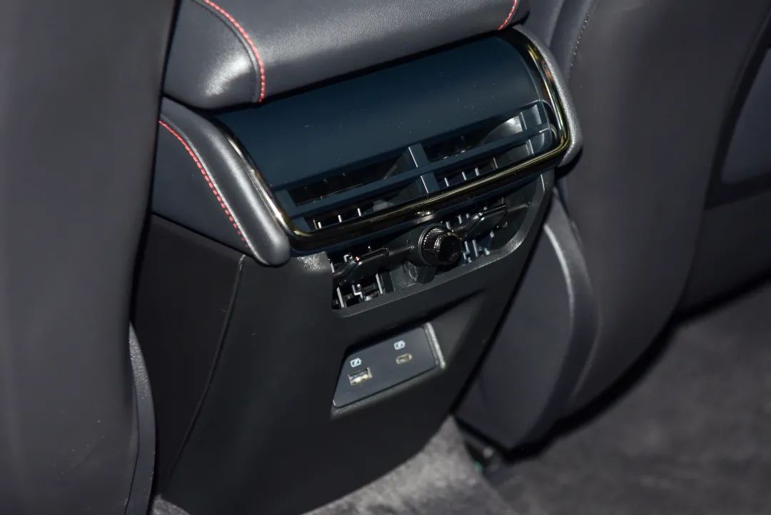 2.0l豪华凯美瑞和245豪华蒙迪欧,蒙迪欧致胜2.3和凯美瑞2.4对比