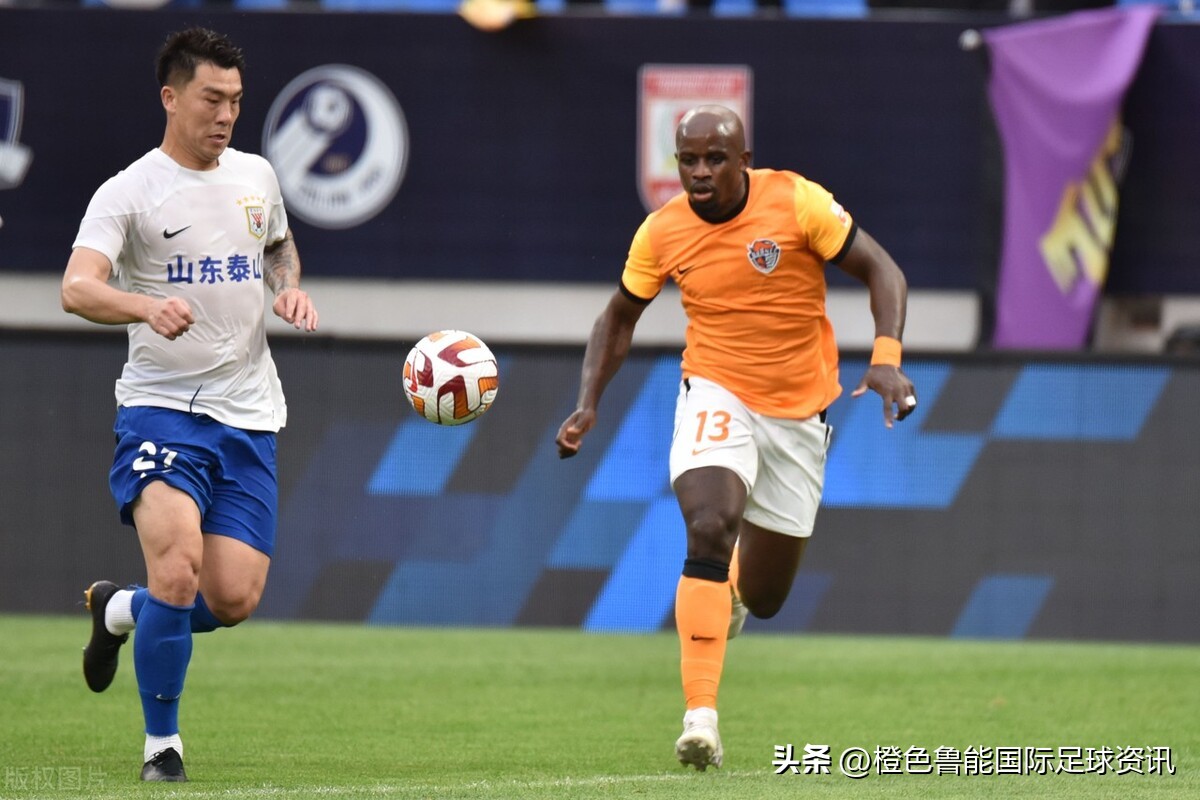 泰山vs大连人7分钟三球,泰山对战大连人