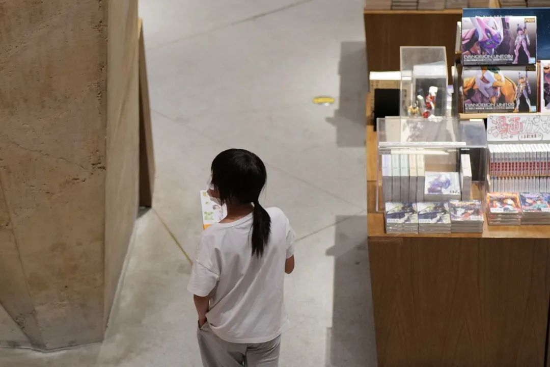 偷听小郡主心声,偷听情报被发现