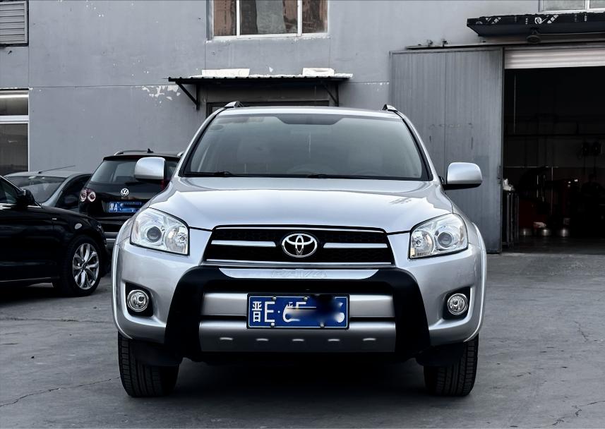 老rav4车翻新改造全过程,老款rav4比新款好太多