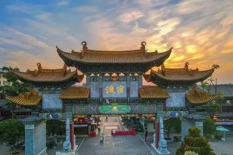 昆明周边四日自由游旅游最佳景点,云南昆明旅游必去十大景点推荐