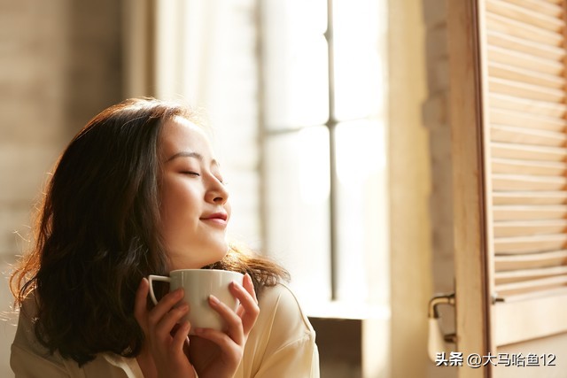 心的干净，不是耳朵里的道听途说，更不是眼睛看到的惊鸿一撇