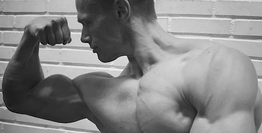 硬核励志《全是一群沙雕!》颠覆欧美健身界神作(连载)