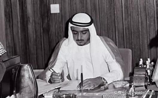 阿联酋7个酋长国贫富差距,阿联酋有哪七个酋长关系