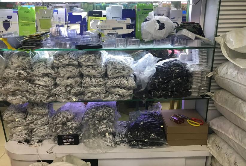 年入34亿！中国华强北的“小混混”，竟然把苹果拿捏了？