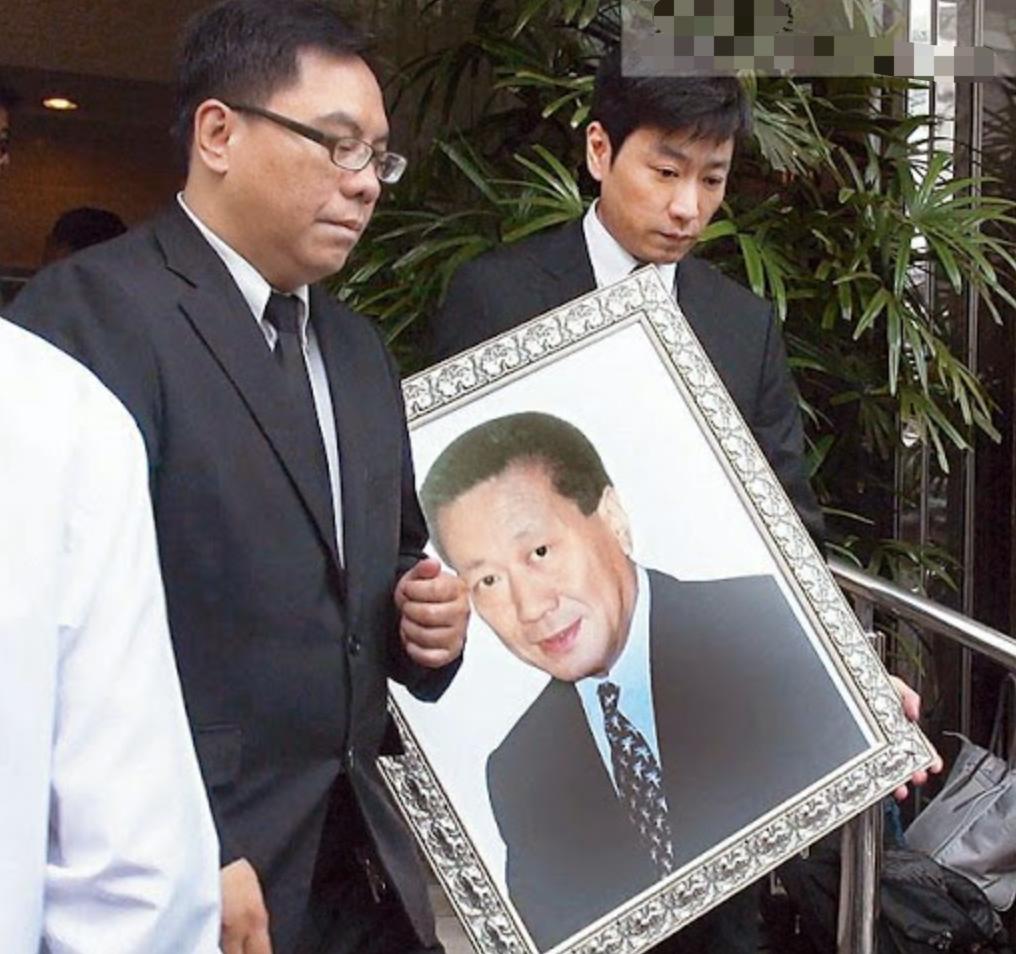 蓝琼缨因为什么去世,赌王二太蓝琼缨传奇的一生